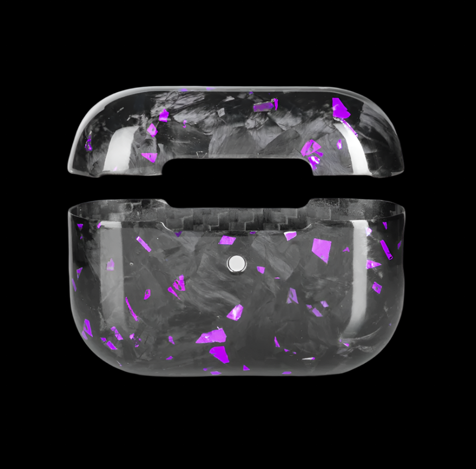 Gloss forged carbon fiber AirPods case